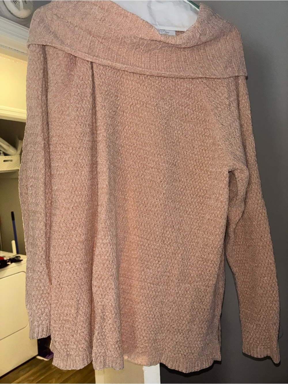 new directions Off-the-Shoulder Sweater in Dusty Rose